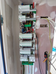 Photo de galerie - Câblage tableau electrique