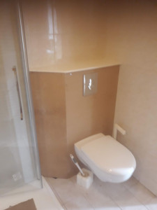 Photo de galerie - Pose wc et habillage 