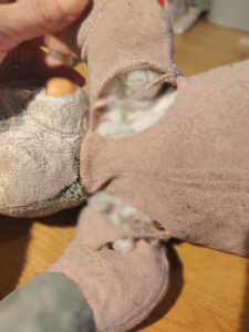 Photo de galerie - Réparations des doudous abîmés