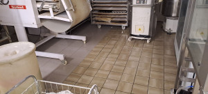 Photo de galerie - Nettoyage dans le labo d'une boulangerie 