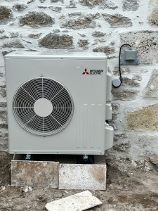 Photo de galerie - Assemblage et mise en service de 2 unités extérieures et intérieures dans commune de Cérons le 07/03/26