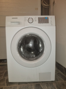 Photo de galerie - Réparation d'un tambour-changement des roulement d'une machine à laver samsung 9kg qui faisait énormément de bruit pendant l'essorage.