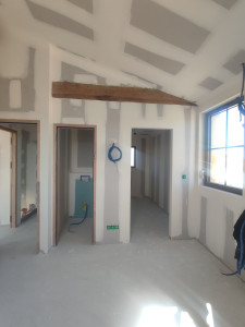 Photo de galerie - ? Travaux de plâtrerie en cours – finition propre et soignée