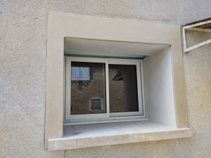 Photo de galerie - Enduit entourage de fenêtre jambage linteau 