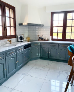 Photo de galerie - Renovation, cuisine pose de carrelage ,modification Menuiserie, Peinture