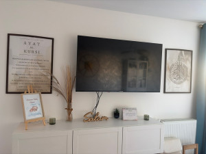 Photo de galerie - Pose télé mur en plaques 