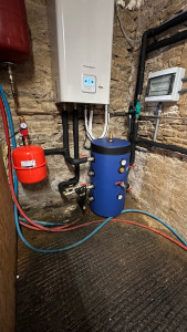 Photo de galerie - Installation pompe à chaleur Air/Eau LG model Altherma V chauffage seule. 