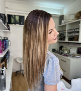 Photo de galerie - Brushing, bouclé, coloration