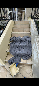 Photo de galerie - Après avant remise en peinture d’un muret 