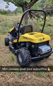 Photo de galerie - Tonte de pelouse - Débroussaillage