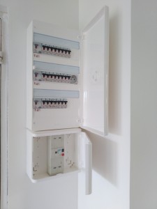 Photo de galerie - Création d'une nouvelle installation électrique aux normes NF C 15-100.