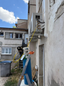 Photo de galerie - Installation et mise en service de systèmes de climatisation 