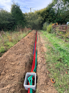Photo de galerie - Mise en place de fourreaux Électriques et Telecom et Eau pour une maison 