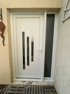 Photo de galerie - Pose d’une porte pvc 