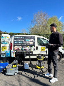 Photo de galerie - J’interviens directement chez vous, pour laver vos véhicules vos canapé tapis matelas chaise  N’hésitez pas à me contacter pour plus d’informations bonne journée ! ✨ ?  ? 06 86 77 99 05