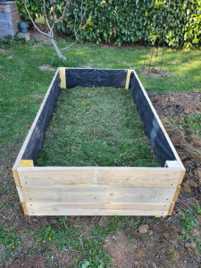 Photo de galerie - Création de bac potager (2Mx1Mx0,45M)