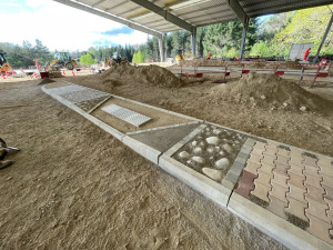 Photo de galerie - Pose de pavés, bordures et galets 