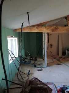 Photo de galerie - Réhabilitation grenier .. sol osb pour redressement , isolation et placo 