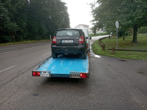 Photo de galerie - Location remorque porte voiture 2 Essieux 