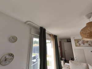 Photo de galerie - Installation de rails au plafond 