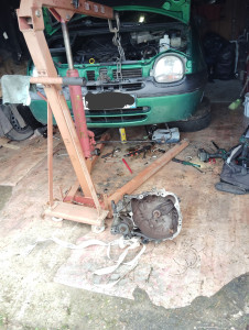 Photo de galerie - Changement d'embrayage+ support moteur 