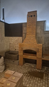 Photo de galerie - également  construction du cuisine extérieur  avec une place de barbecue Arméien