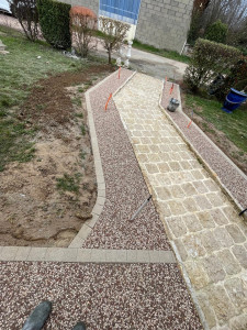 Photo de galerie - Beton Désactivé+Pavage