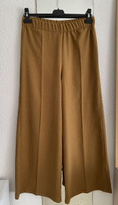 Photo de galerie - Création pantalon sur mesure 