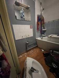 Photo de galerie - Changement meuble  de lavabo de salle de bain