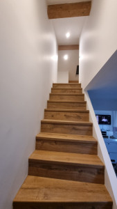 Photo de galerie - Finissions  peinture donne étage.À une maison