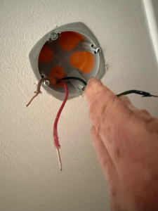 Photo de galerie - Changement de prise électrique 