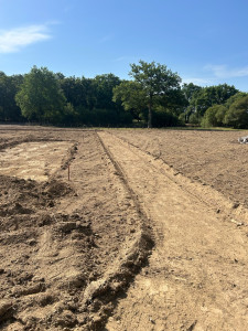 Photo de galerie - Terrassement d’une allée pour entièrement chemin, piétonnier, plus terrassement préparatoire pour la réalisation d’un terrain de pétanque