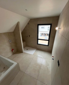 Photo de galerie - Pose sol et mur carrelage sdb