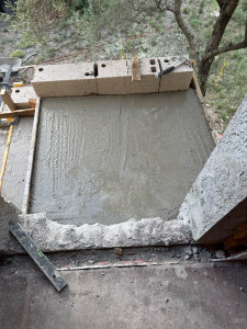 Photo de galerie - Création d’une porte d’entrée avec un palier 