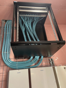 Photo de galerie - Câblage réseau, Baie informatique