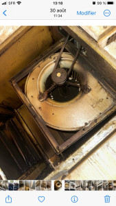 Photo de galerie - Moteur hotte de cuisine pro (sale/gras)