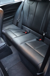 Photo de galerie - Entretien de cuirs