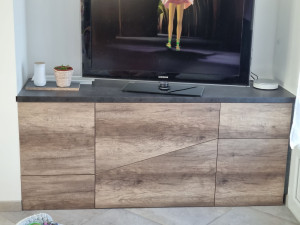 Photo de galerie - Réalisation entièrement sur mesure d'un meuble tv