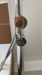 Photo de galerie - Détartrage et entretien des inox