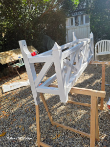 Photo de galerie - Jardinière fini une couche impression et 2 couches de peinture 