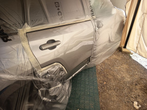Photo de galerie - Peinture porte arrière avec tolerie