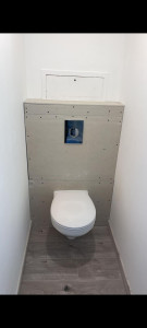 Photo de galerie - Tout type des toilettes suspendu 