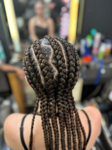 Photo de galerie - Natte afro 

