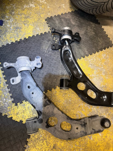 Photo de galerie - Changement Triangle + Silent bloc de suspension BMW série 2