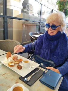 Photo de galerie - Accompagnement extérieur pour le goûter ! 