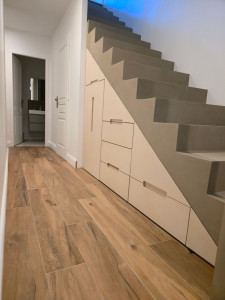 Photo de galerie - Meuble sous escalier 