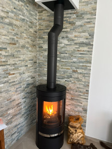 Photo de galerie - Pose de poêle à bois 