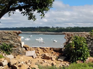 Photo de galerie - Ouverture pour pose de jambages et marches