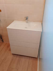 Photo de galerie - Remplacement d'un lavabo par un meuble vasque 