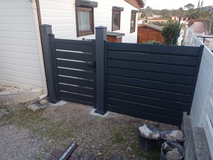 Photo de galerie - Clôture et portillon